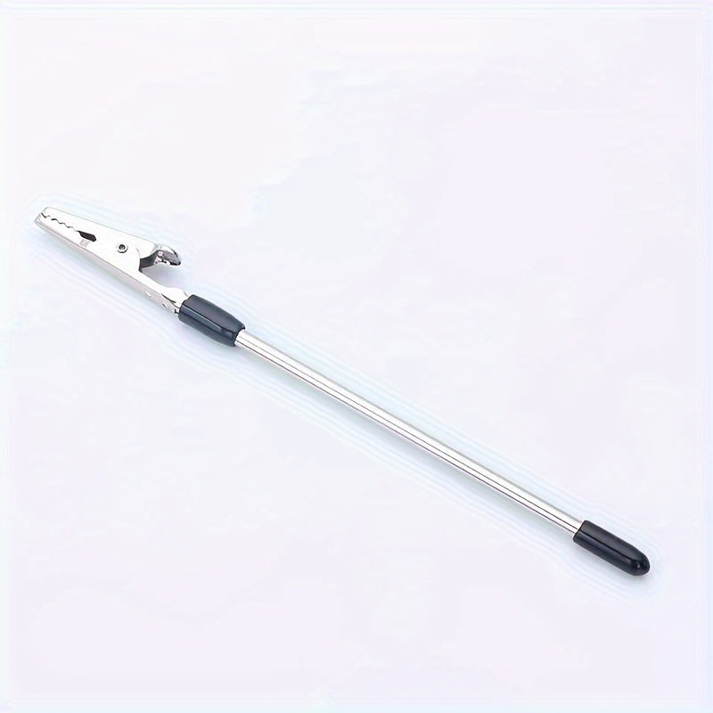 Bracelet tool suitable for use with long nails