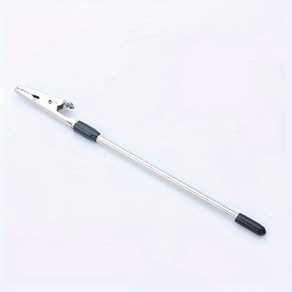 Bracelet tool suitable for use with long nails
